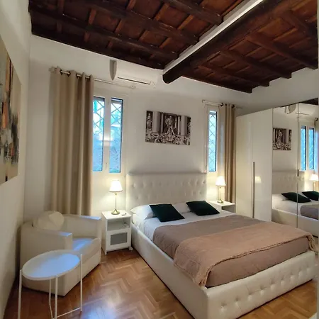 Cozy Navona Apartment-3